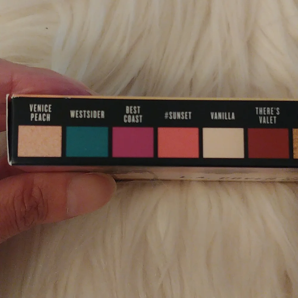 💝FIRM! NWT SMASHBOX L.A. COVER SHOT EYESHADOW PALETTE (DISCONTINUED)
